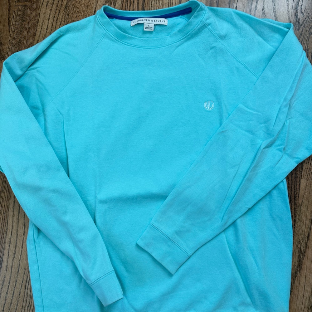 Holderness & Bourne Light Blue Aqua Crewneck Sweatshirt